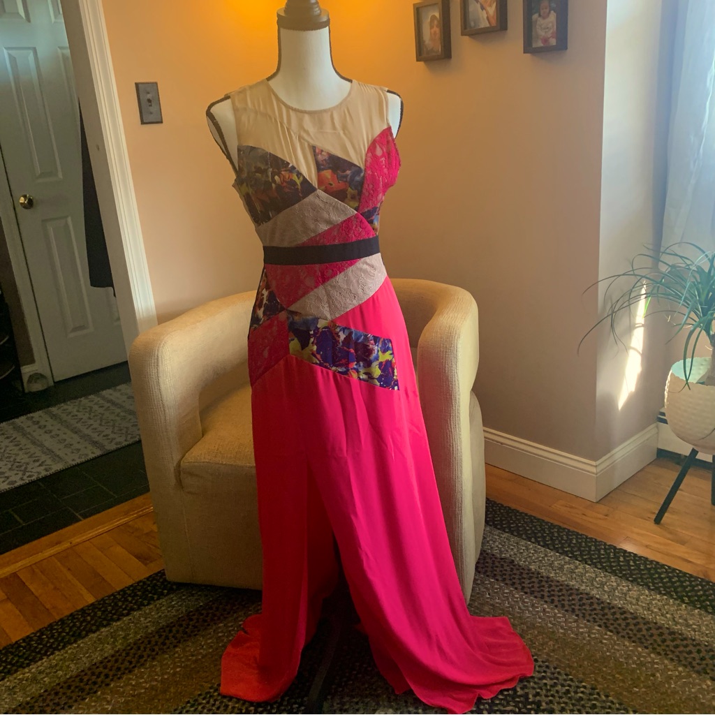 Bcbgmaxazra Gown Sexy With An Edge! Size 4